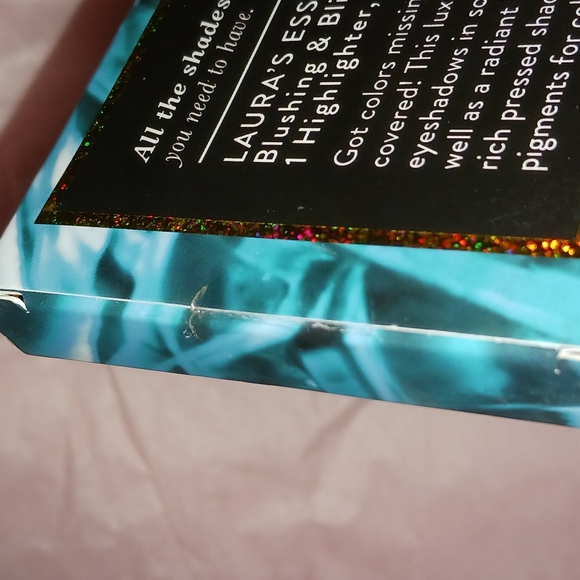 *SEALED* Laura Geller Laura's Essentials Eyeshadow Blush Highlighter - Picture 9 of 9